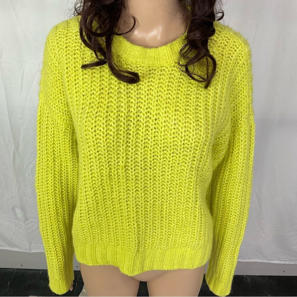 American Eagle Outfitters neon lime  yellow chunky knit sweater S - Picture 2 of 8